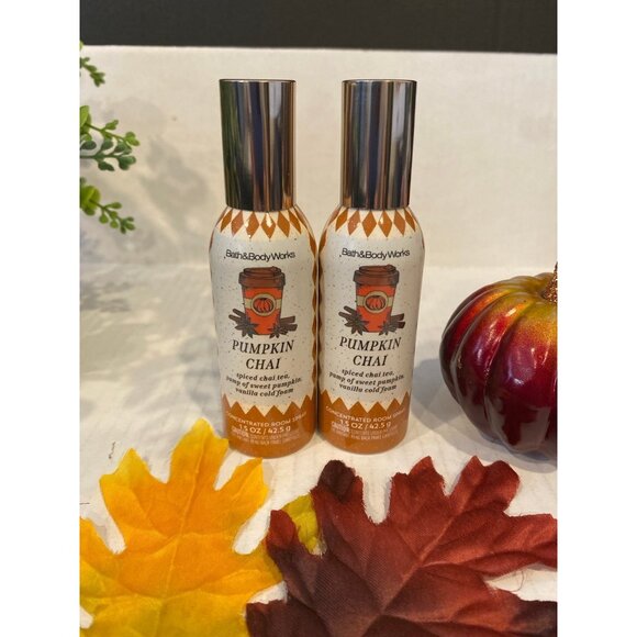Bath & Body Works “Pumpkin Chai” Concentrated Room Spray - Picture 1 of 4
